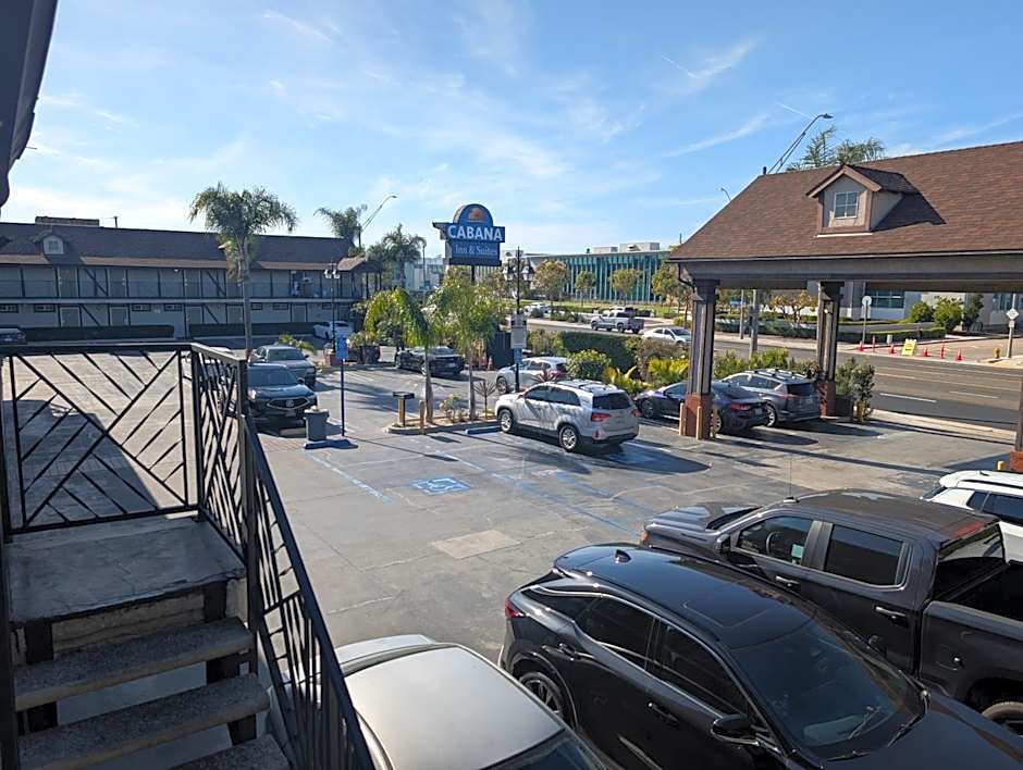 Cabana Inn & Suites