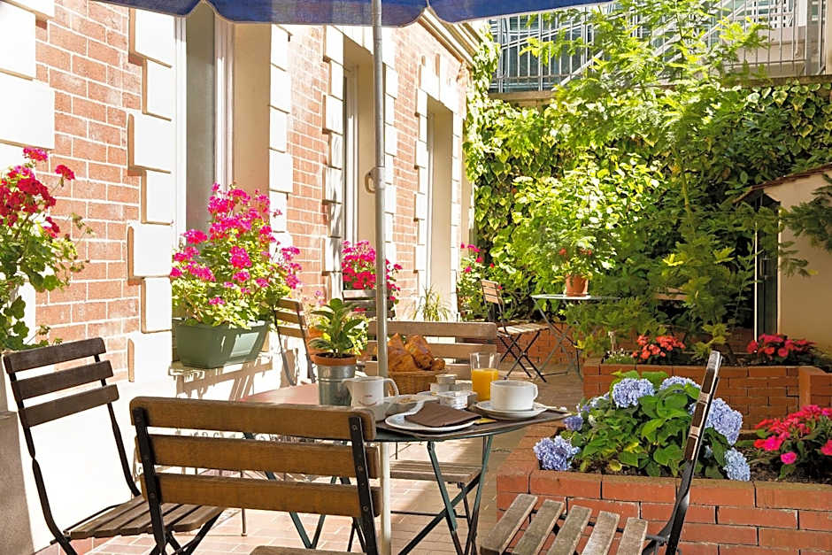 Hotel Espace Champerret