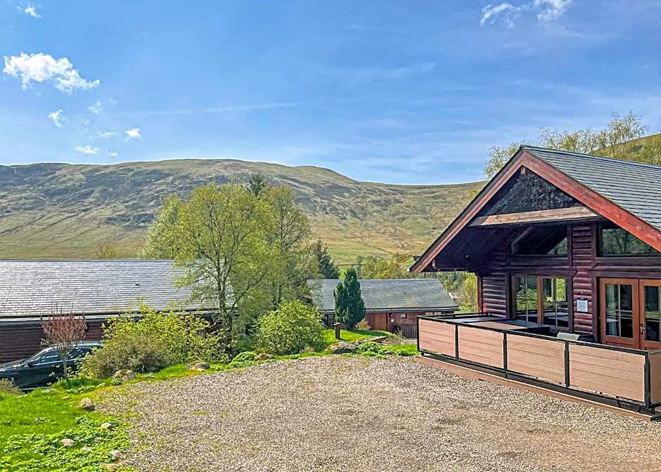 Glen Clova Lodges