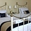 Ashbury Bed & Breakfast