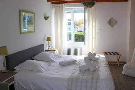 Deluxe Room with River View