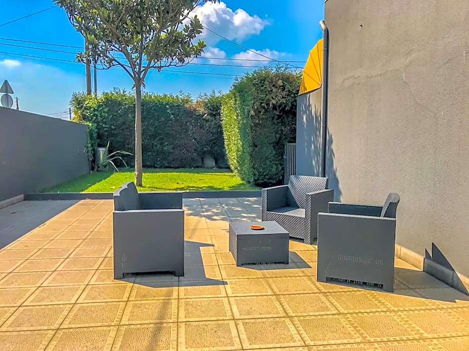 Vila Hotel By VimaHotels