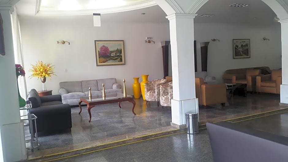 Alcazar Palace Hotel