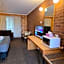 Country Roads Motor Inn