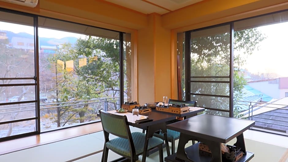 Shibu Hotel