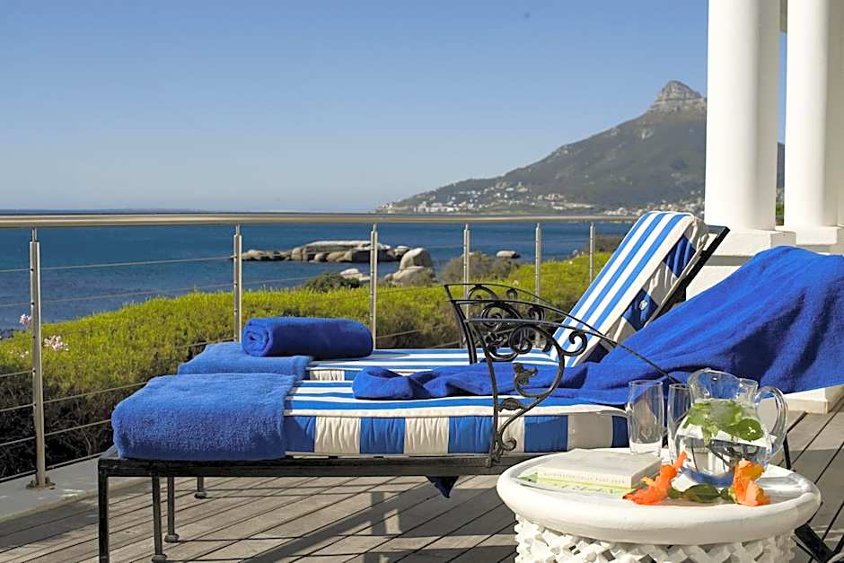 Twelve Apostles Hotel & Spa