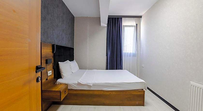 ACAR AIRPORT PLUS HOTEL