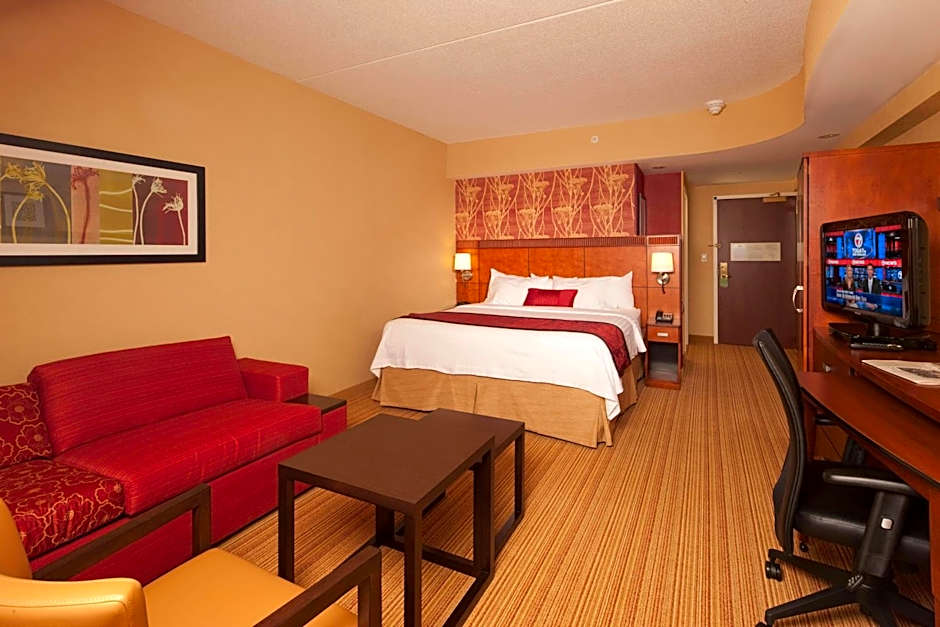 Courtyard by Marriott Boston Waltham