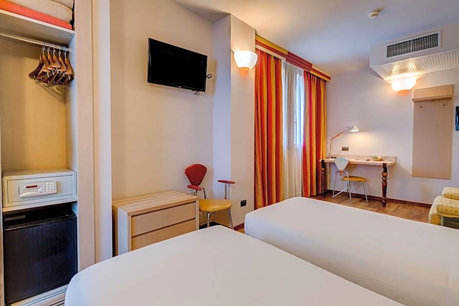 Art & Hotel Aeroporto