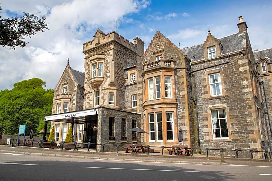 The Tarbet Hotel