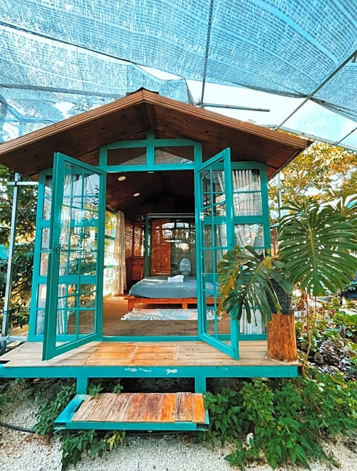Tropical Garden Homestay By Zuzu