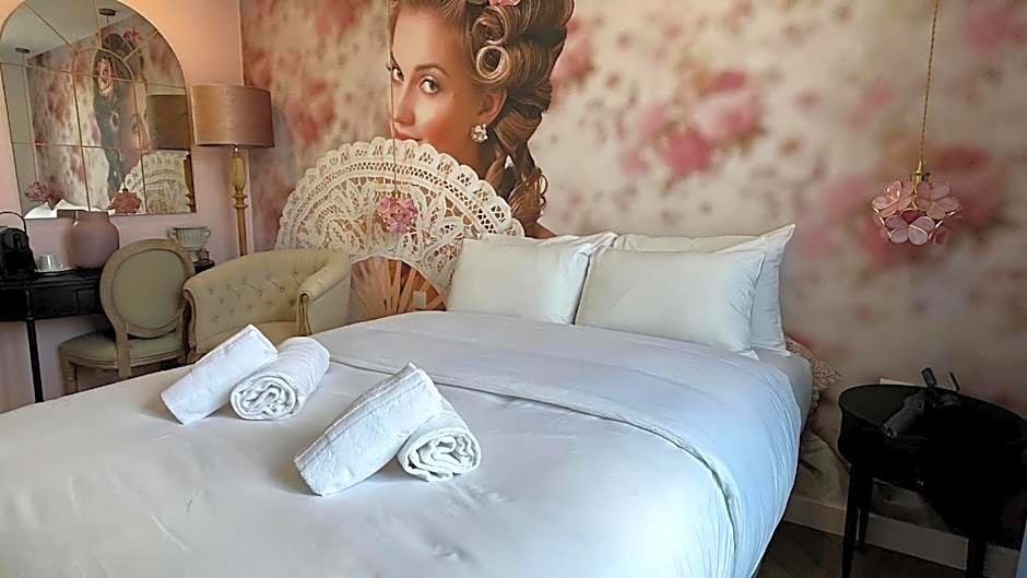 Le Glam's Hotel