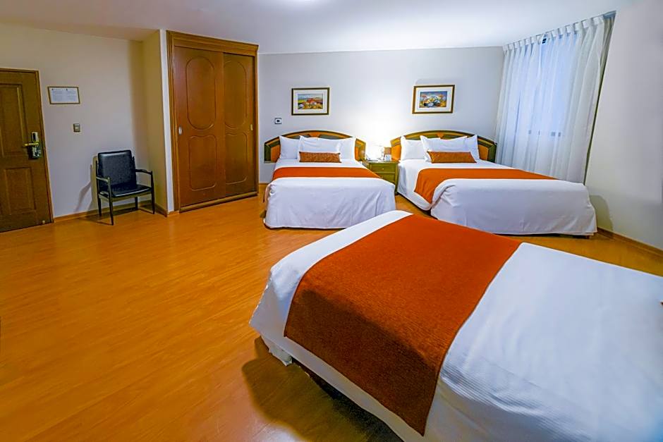 Miraflores Colon Hotel