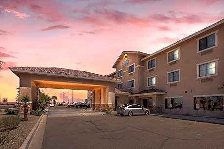 Comfort Inn & Suites Yuma