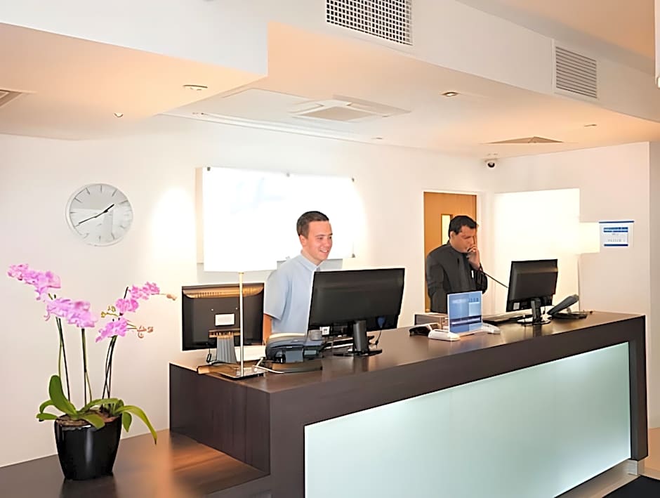 Holiday Inn Express Birmingham–South A45 By IHG