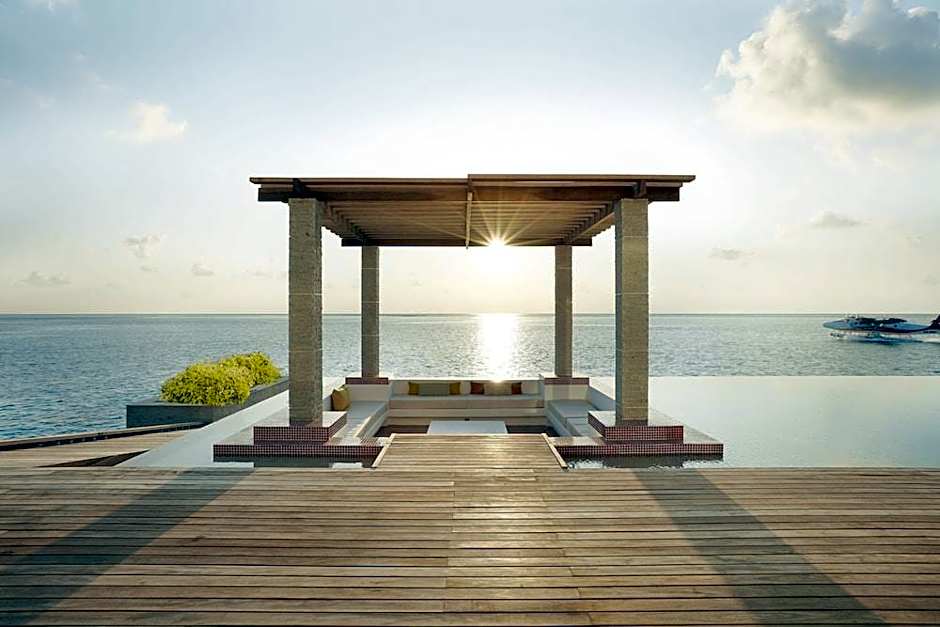 Jumeirah Olhahali Island