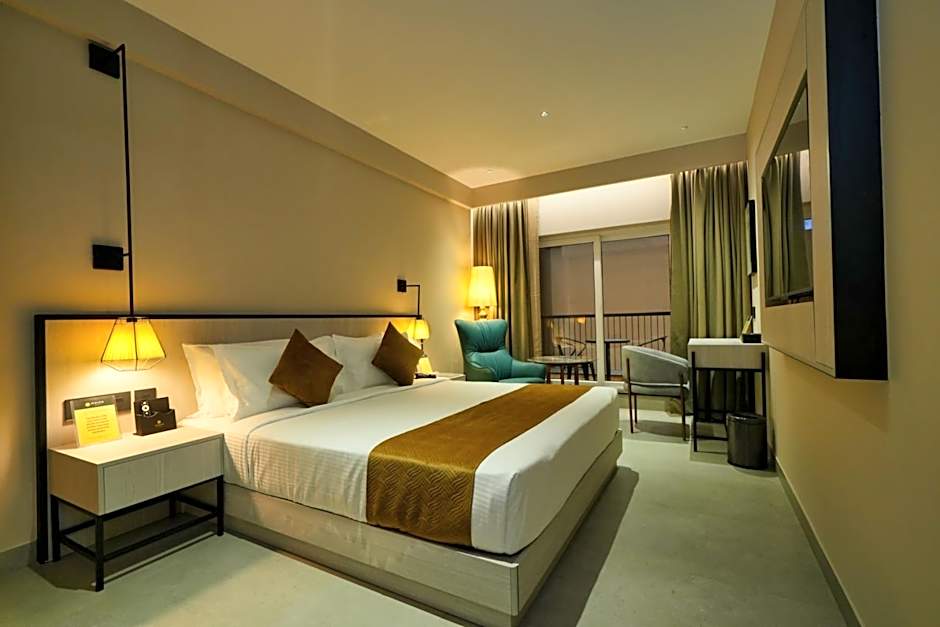 Photo 1 of 5 of Double Room with Balcony
