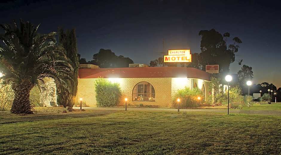 Charlton Motel