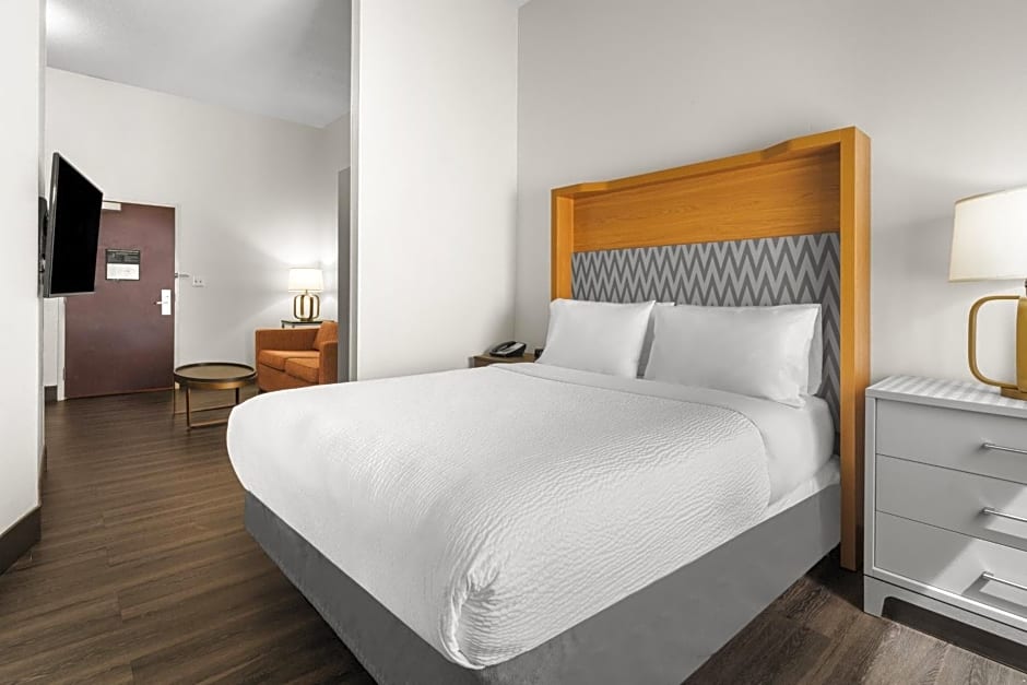 Holiday Inn & Suites Bothell an IHG Hotel