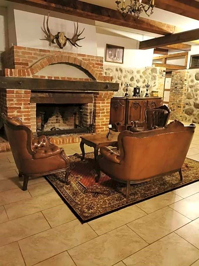 Taujėnų dvaro svečių namai