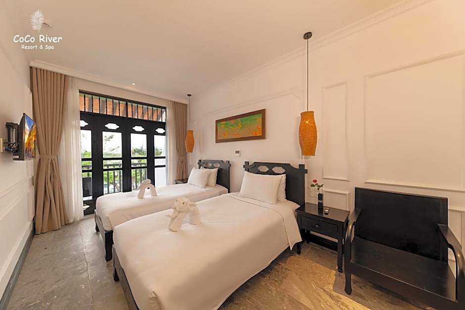 Photo 1 of 6 of Deluxe 2 Beds, Pool View