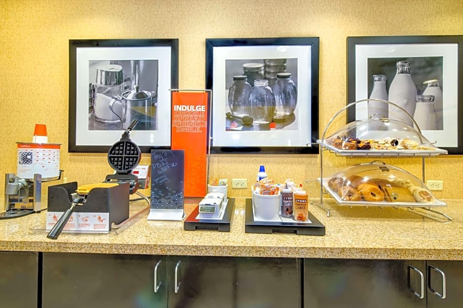 Hampton Inn & Suites Scottsboro