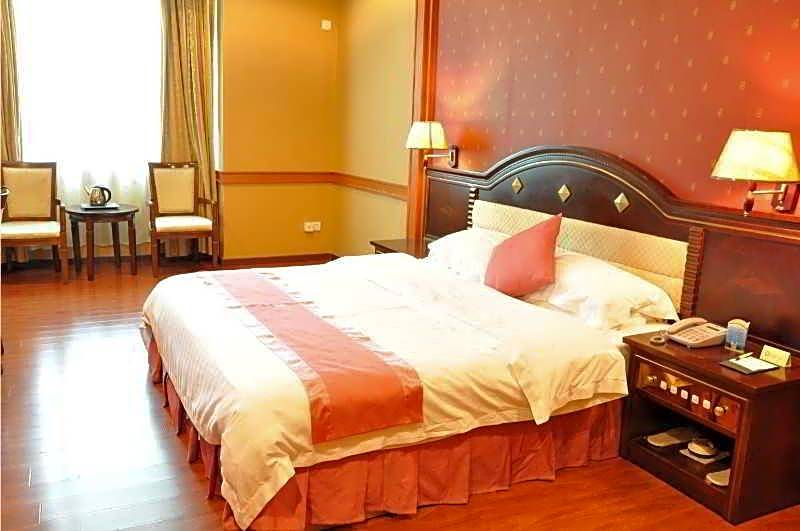 Grand Villa Hotel