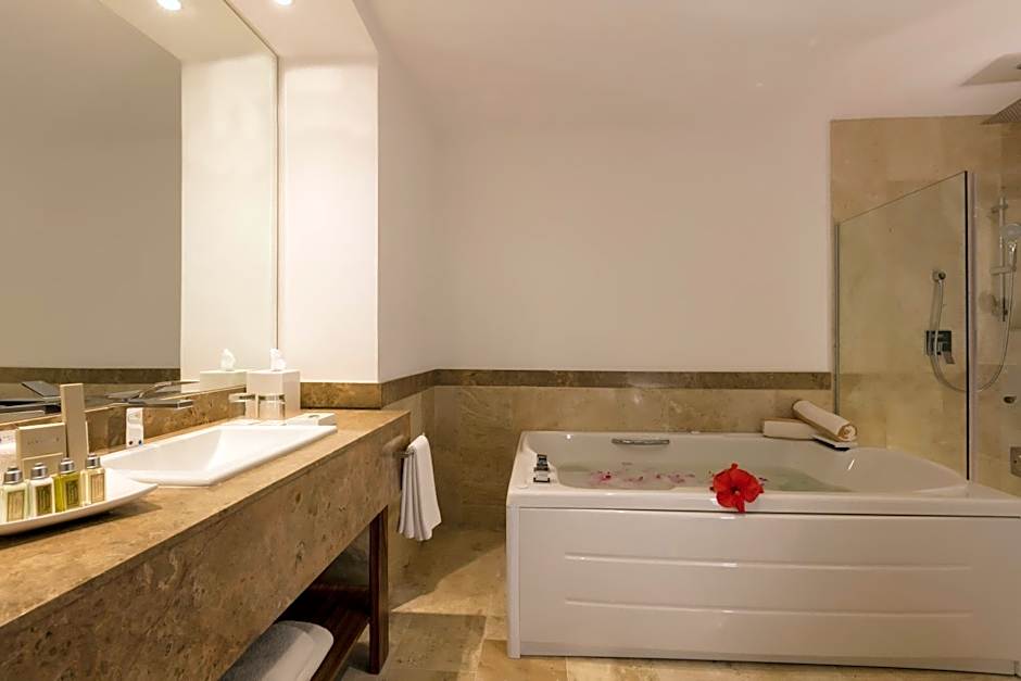 Krystal Grand Los Cabos - All Inclusive