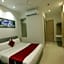 Hotel Shreeji Vatika, Airport Road