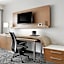 Courtyard by Marriott Milwaukee Downtown