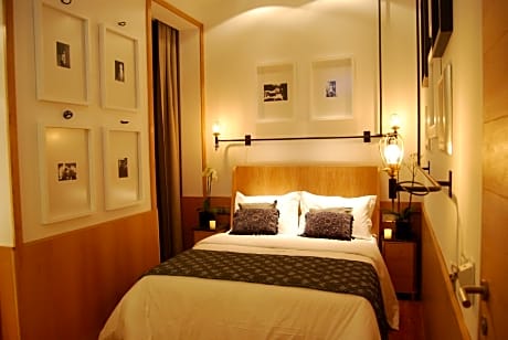 Small Room with Interior View