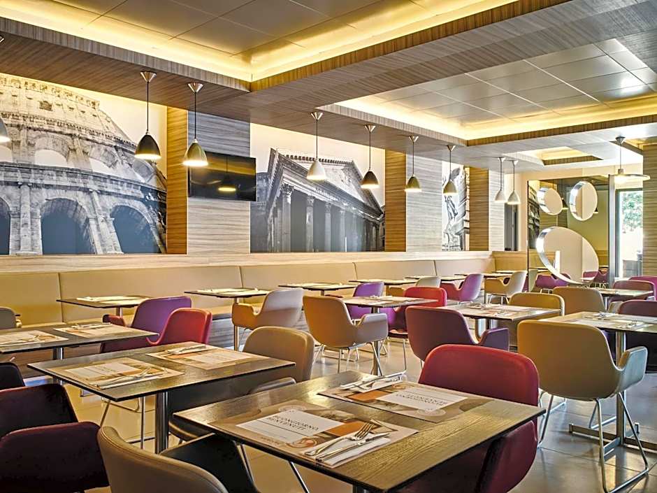 Mercure Rome Colosseum Centre