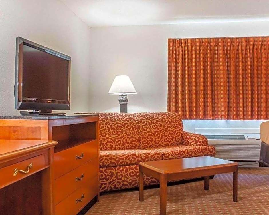 Econo Lodge Cuba