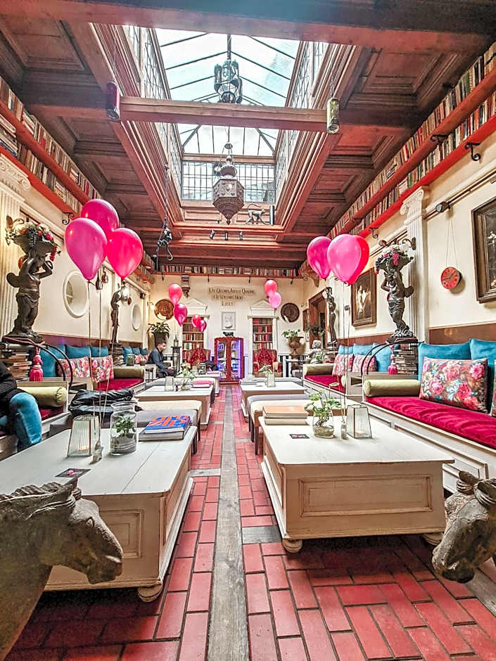 Divná pani Luxury Gallery Rooms