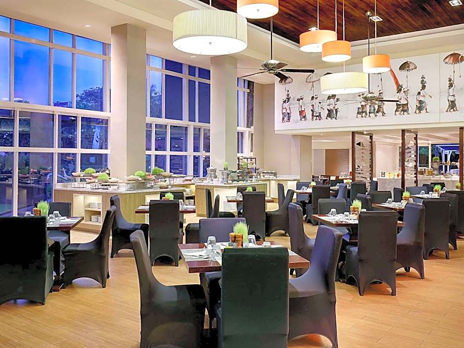 Pullman Bali Legian Beach