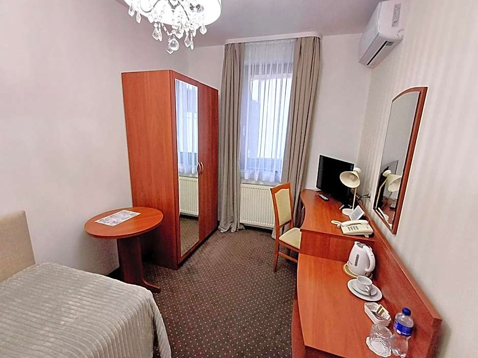 Hotel i Restauracja Borowianka