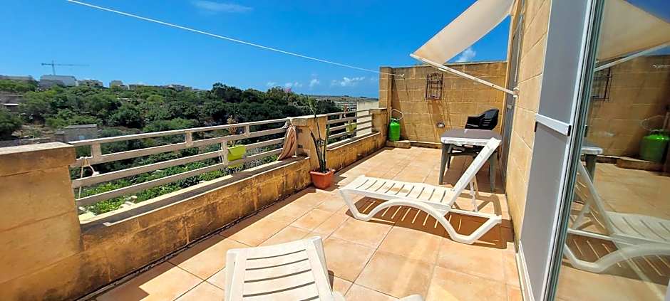 HAPPY & HEALTHY GOZO, self-check-in guest house