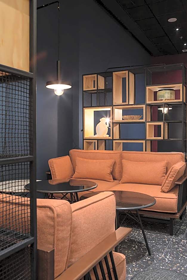 Ibis Abdelmoumen Casa