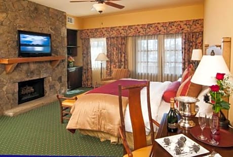 King Villa Suite with Sofa Bed - No Pets Allowed