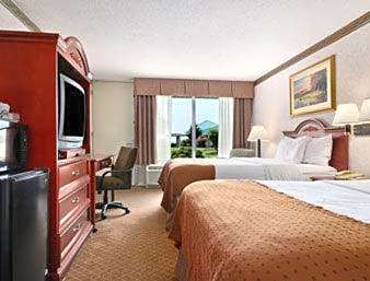 Double Room with Two Double Beds - Non-Smoking