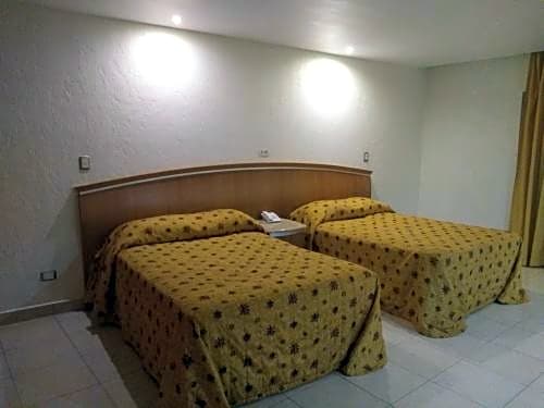 Hotel Jiménez Plaza