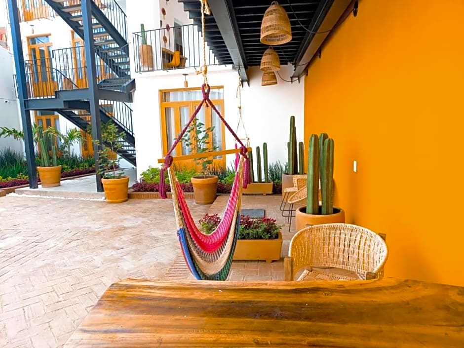 Santa Cecilia Hotel
