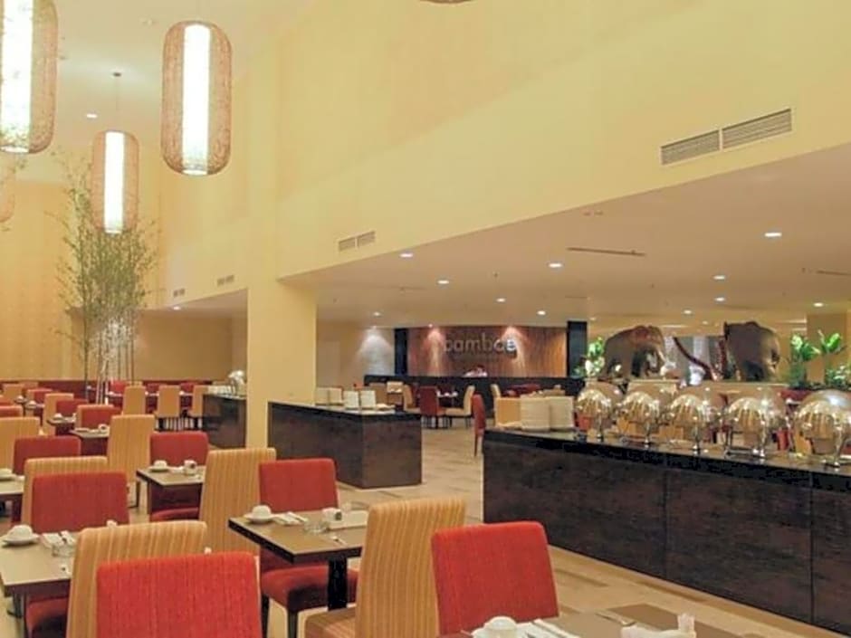 Harmoni One Convention Hotel & Service Apartments