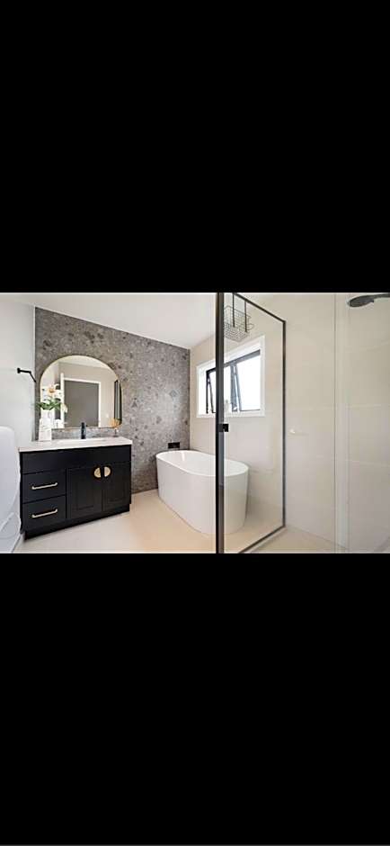 Modern Central Auckland