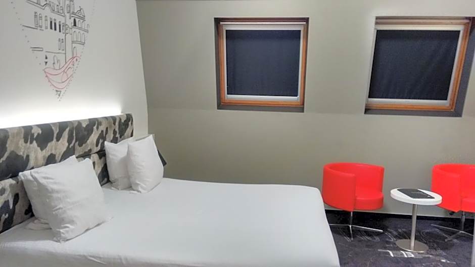 Martin's Dream Hotel