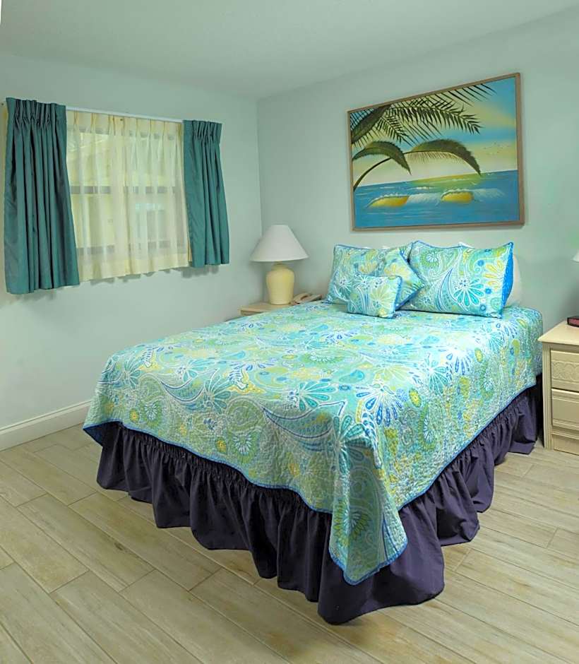 Photo 1 of 12 of 1 Queen Bed, Pool View, Balcony, 2nd Floor