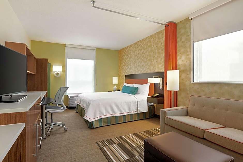 Home2 Suites by Hilton Minneapolis Bloomington