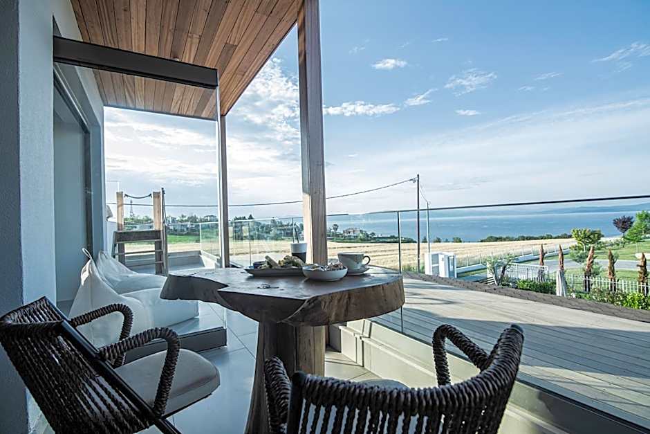 King's & Queen's Afitos - Suites With Private Pool