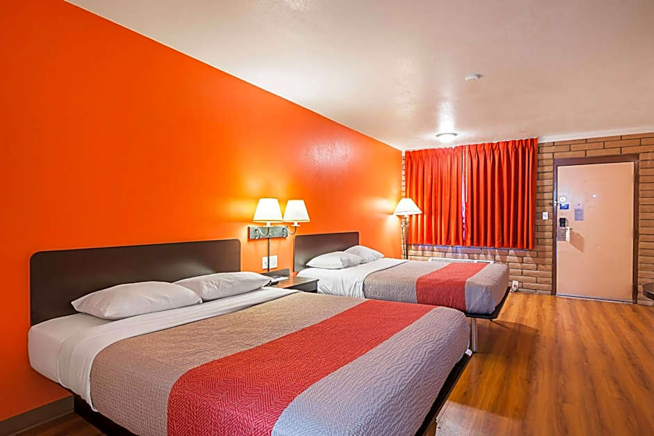 Motel 6-Safford, AZ