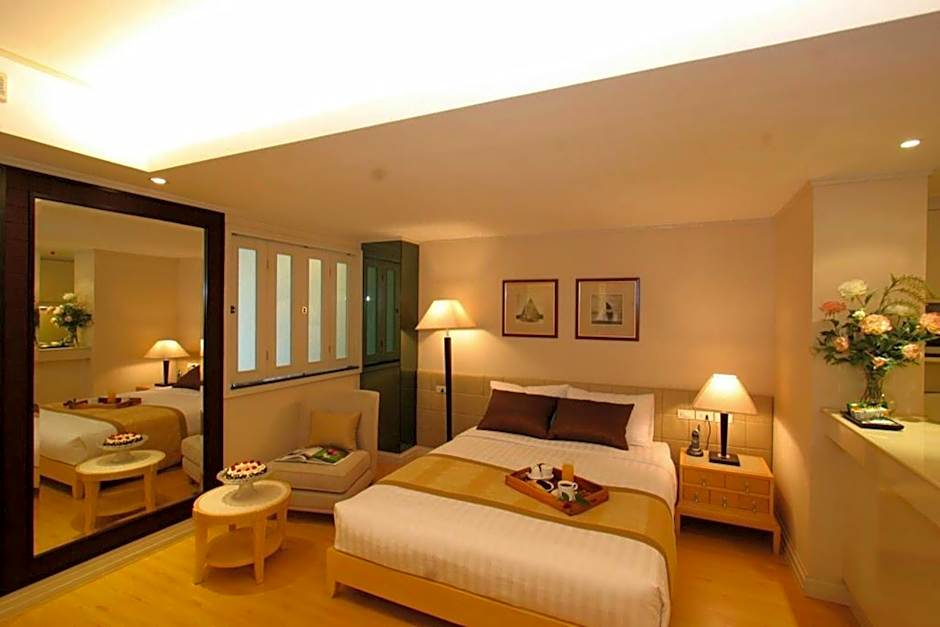 Hope Land Hotel Sukhumvit 24